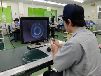 検査設備